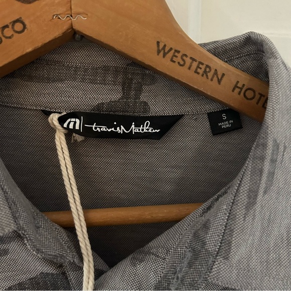 NWT Travis Mathew Beachside Stealth Golf Polo Heather Gray Small Eco Collection - Picture 3 of 13